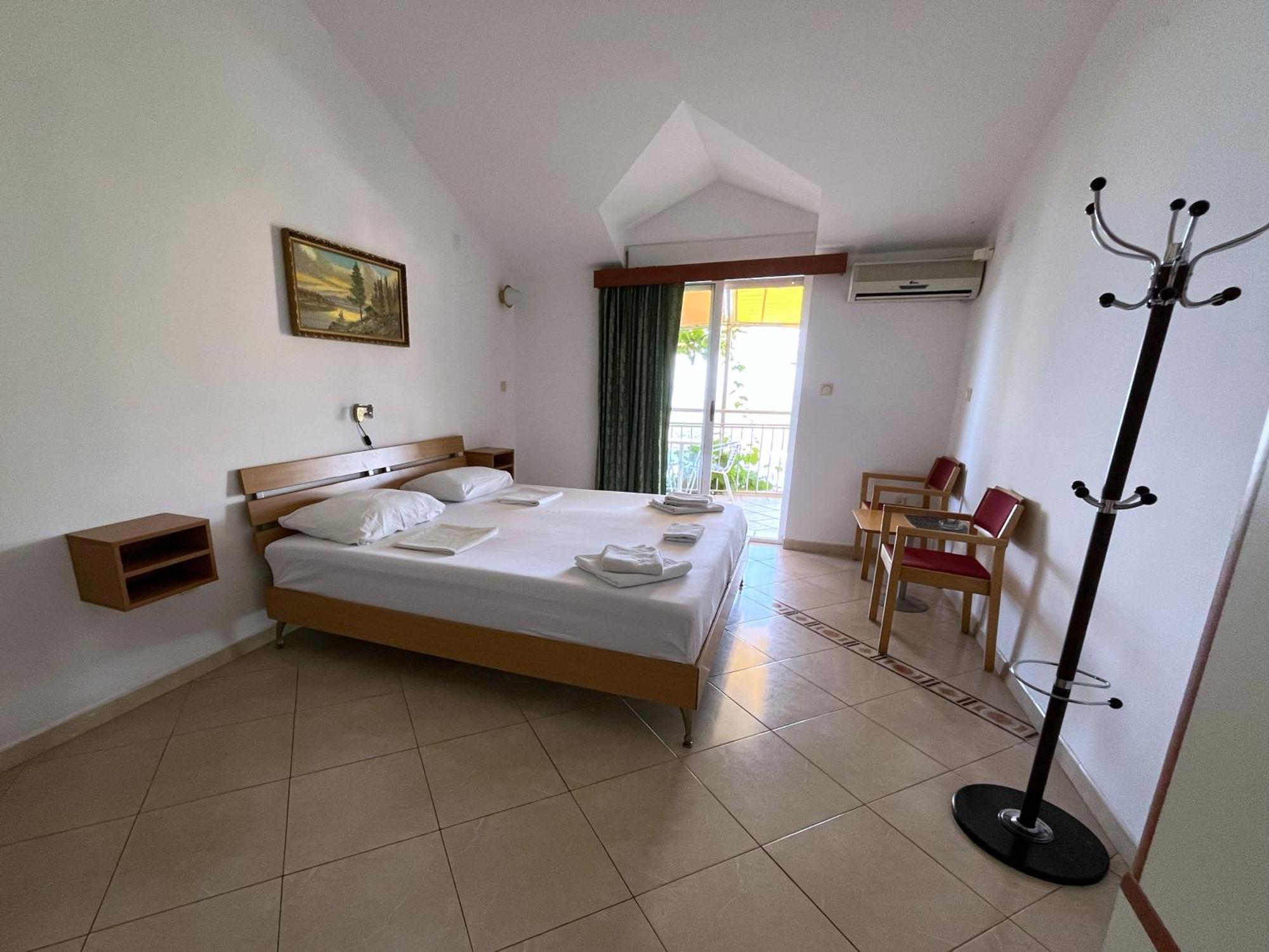 Apartments Nikvik Будва Екстериор снимка